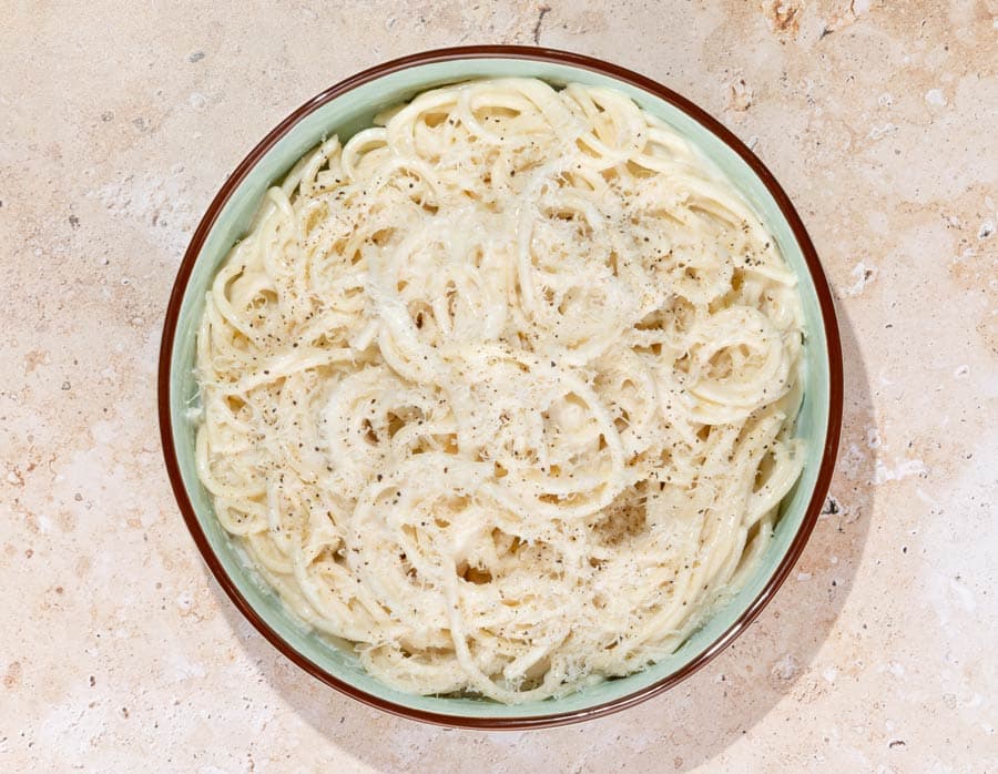 Spaghetti cacio e pepe